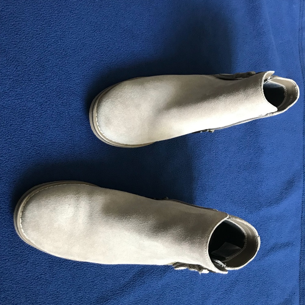 Blondo waterproof bootie